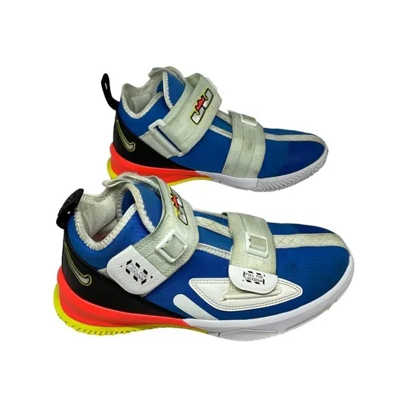 Nike LeBron James Soldier 13‎ XIII SFG Youth Shoe Size 5 Blue Crimson AR4225-401
