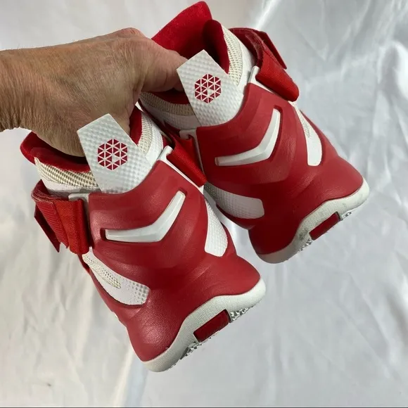Nike Lebron James Zoom Soldier Basketball Hightops