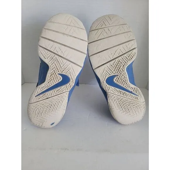 Nike Team Hustle D8 Big Boy's Blue Basketball Athletic Shoes Size 10.5