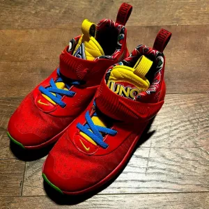 Nike Uno Zoom Freak 3 NRG 50th Anniversary Red- Size 2Y Youth basketball shoe