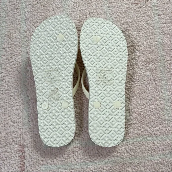 NWOT Ivory Rose Tory Burch Floral Flip Flops Size 7M