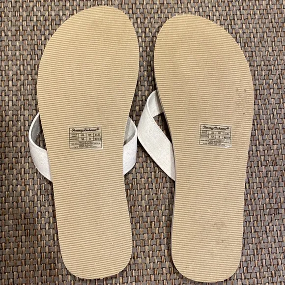 NWT Tommy Bahama 10 Brown/Ivory Flip Flops
