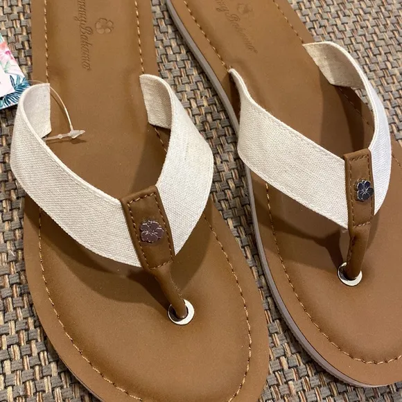 NWT Tommy Bahama 10 Brown/Ivory Flip Flops