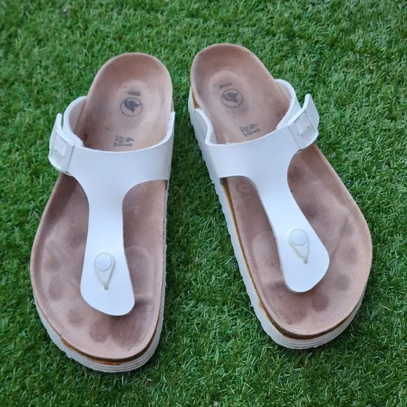 PAPILLO - Women's Sandals - SIZE 10 ((read description))