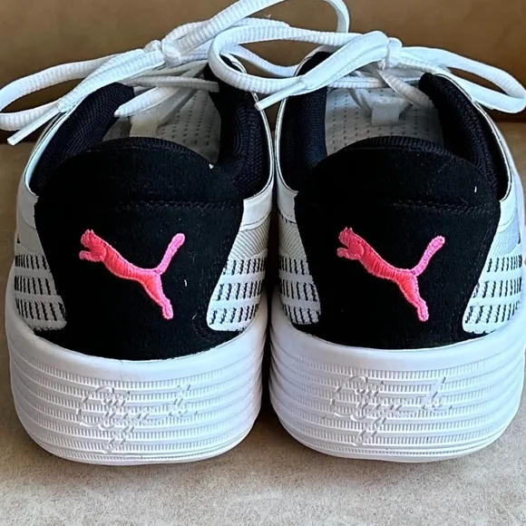Puma Clyde All-Pro Unisex Basketball Sneakers White/Black Size 7.5 Men/9…