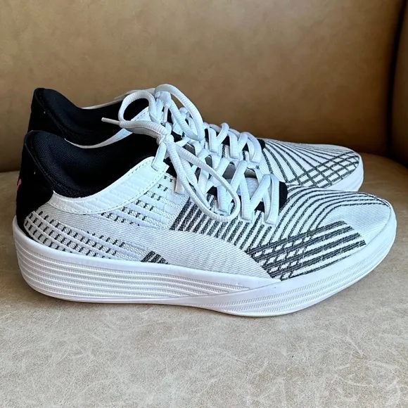 Puma Clyde All-Pro Unisex Basketball Sneakers White/Black Size 7.5 Men/9…