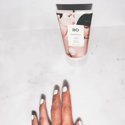 R Co | Mannequin Styling Paste