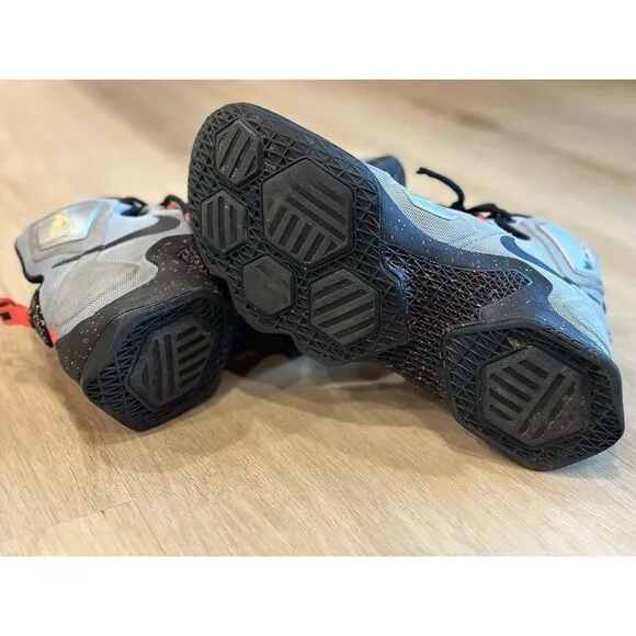 Size‎ 7.5 - Nike LeBron 13 Rubber City