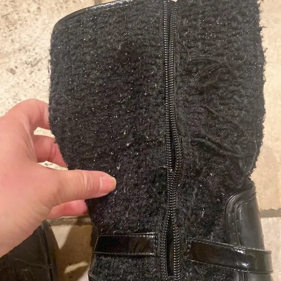 Stylish SW black girls boots