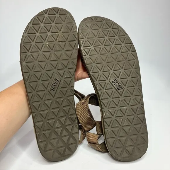 Teva men’s originals universal sandals brown size 11