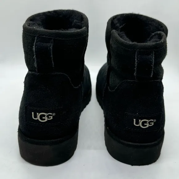 Ugg Katalina II 1017295K Boots, Little Girls Size 3 Black