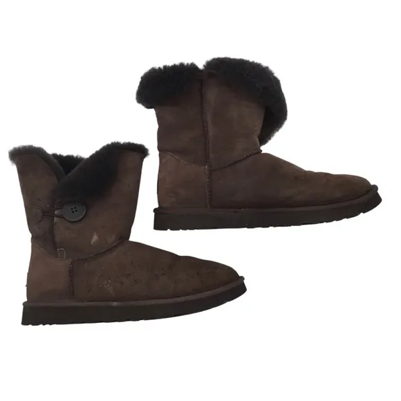 UGG KIDS BROWN BOOTS.SIZE 3