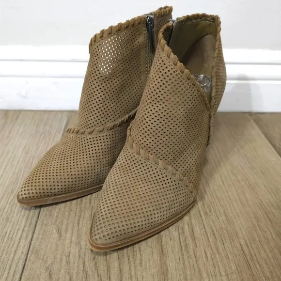 VINCE CAMUTO Lamorna Perforated Leather Pointy Bootie, Stacked Heel, Brown, 8.5