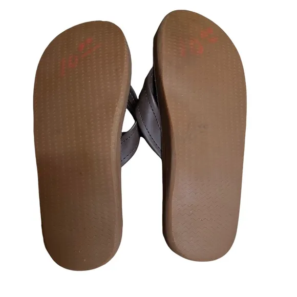 VINEYARD VINES Contoured Leather Flip Flops